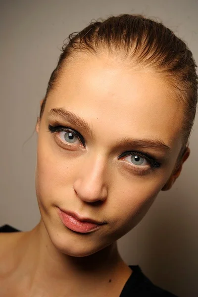 Look 10